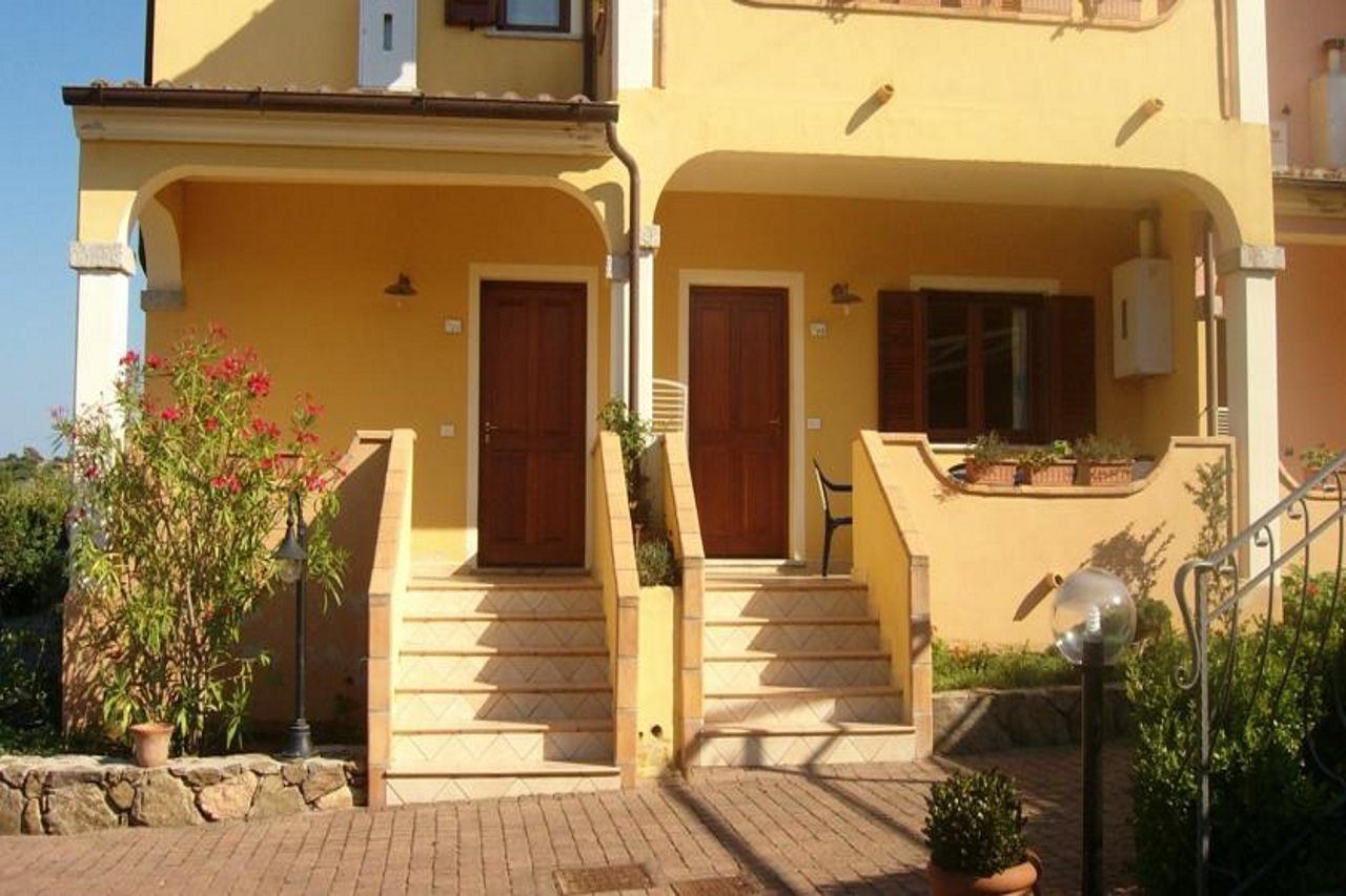 Residence Corte Dei Venti Budoni Exteriör bild